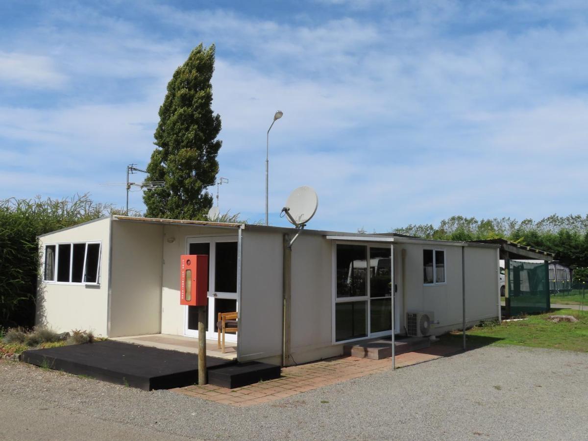 Rangiora Eco Holiday Park Fernside Exterior photo