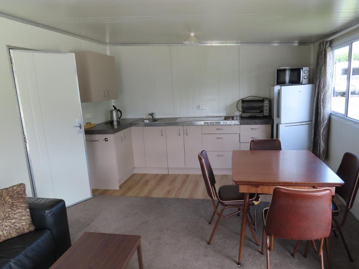 Rangiora Eco Holiday Park Fernside Exterior photo