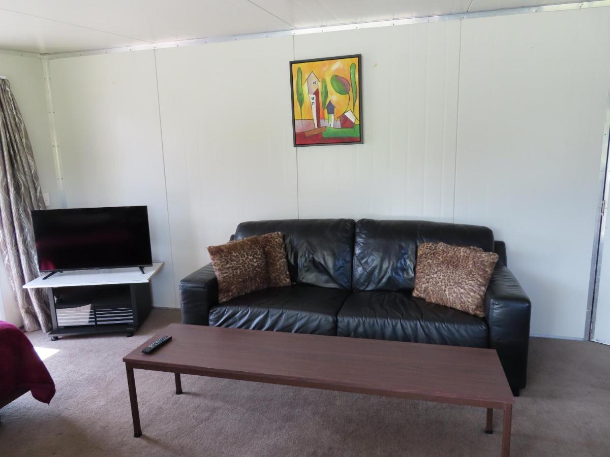 Rangiora Eco Holiday Park Fernside Exterior photo